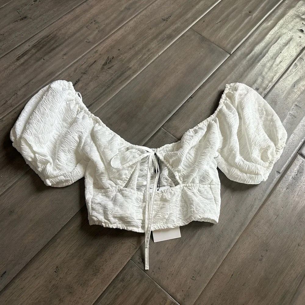 Zara new White Puff Sleeve Crop Top Sz small